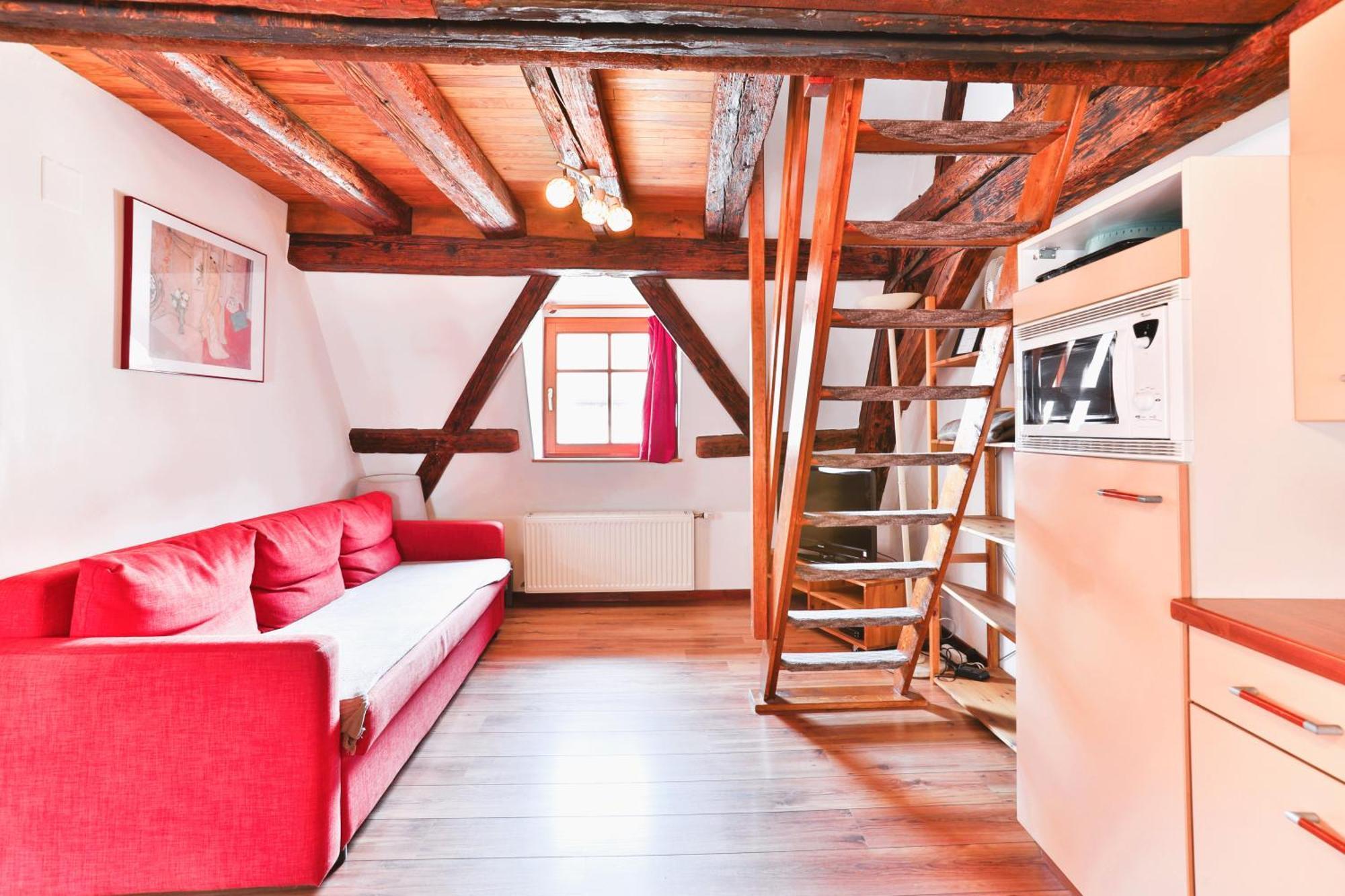La Legende Des 2 Pierres Apartment Eguisheim Exterior photo